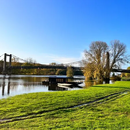 La Vieille Bouverie Bed & Breakfast 4*